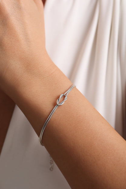 Knot Bracelet • infinity Love Knot Bracelet for Couples • Friendship Jewelry • Unisex Minimalist Bracelet • Best Friend Bracelet