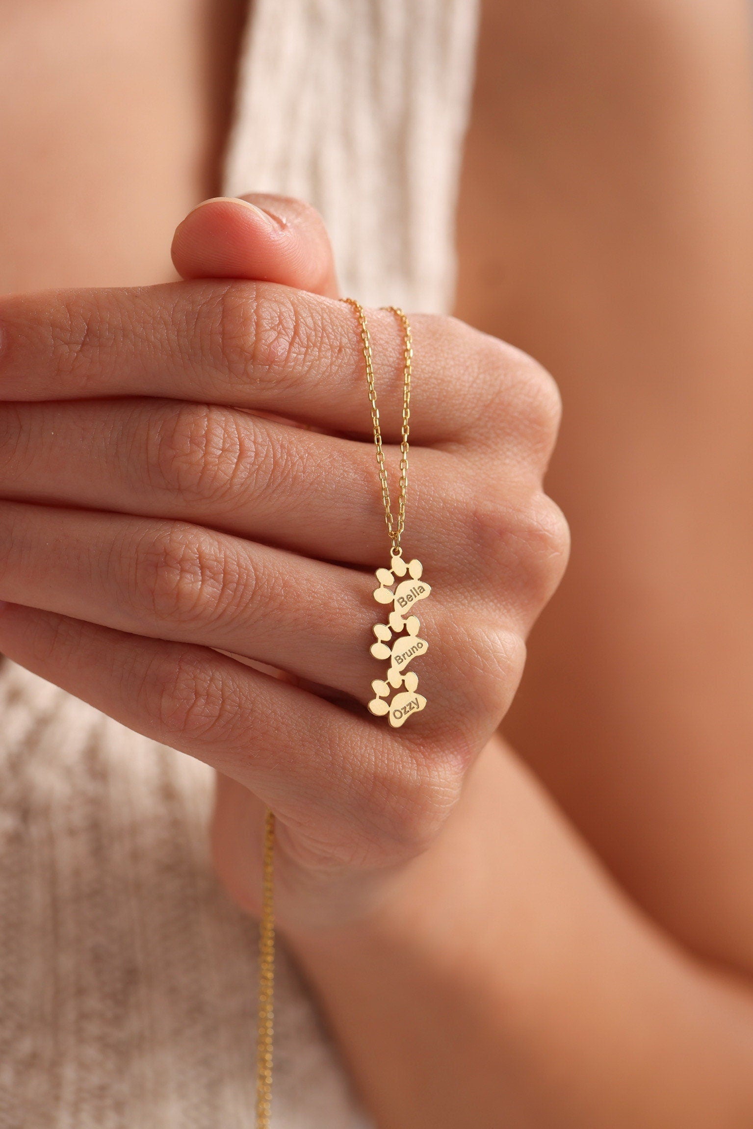 Gold Paw Print Necklace,Personalized Dog Paw Necklace, Dog Mom Necklace,Pet Necklace,Personalized Gifts,Pet Memorial Necklace, Gift For Her