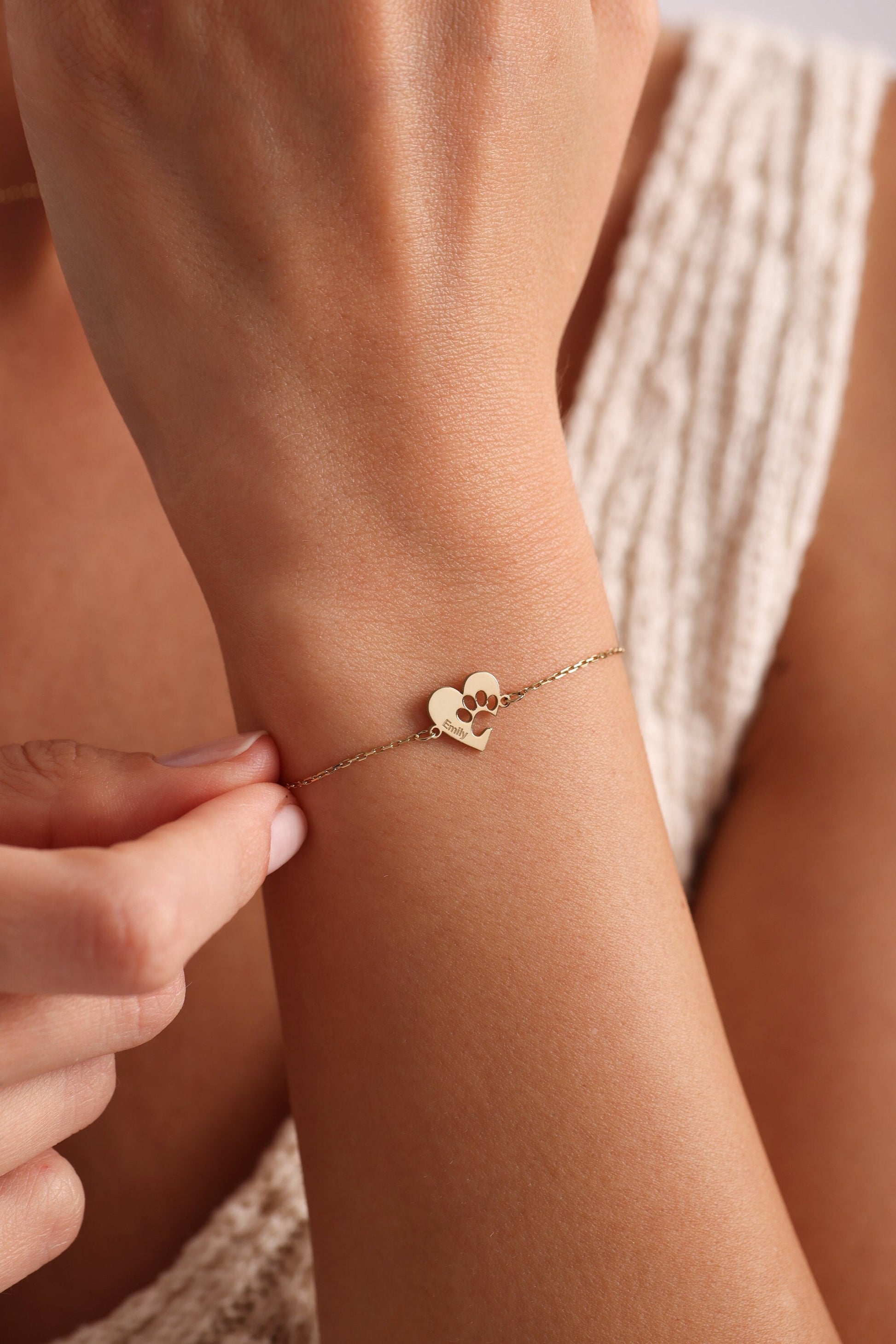 Paw Print Bracelet,Dog/Cat Bracelet,Heart Shapped Paw Bracelet,Personalized Pet Bracelet,Animal Friendly Jewelry•Pet Lover Gift•Gift for Mom