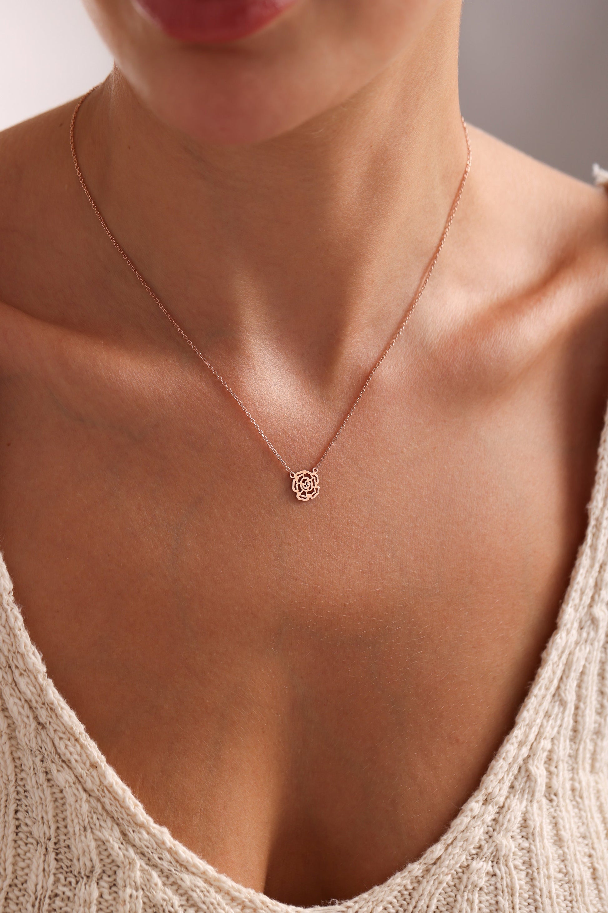 Dainty Birth Flower Necklace • 14K Gold Birth Bouquet Flower Necklace • Birth flower Family Gift • Personalized Gift • Bridesmaids Gift