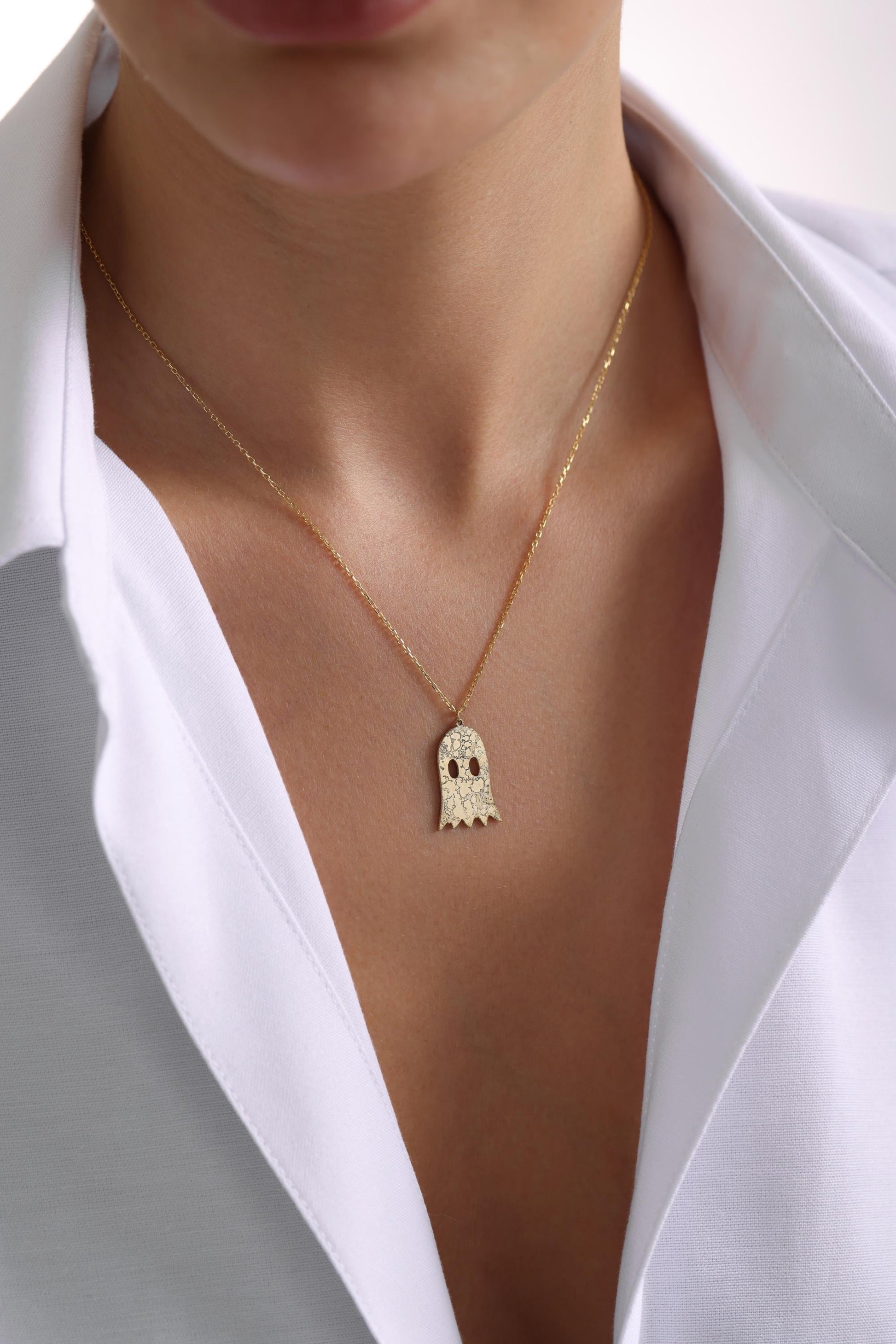 Halloween Ghost Necklace, Minimalist Jewelry, Funny Ghost Necklace, Dainty Ghost Necklace, Cute Ghost Jewelry, Halloween Gift, Gift for Her