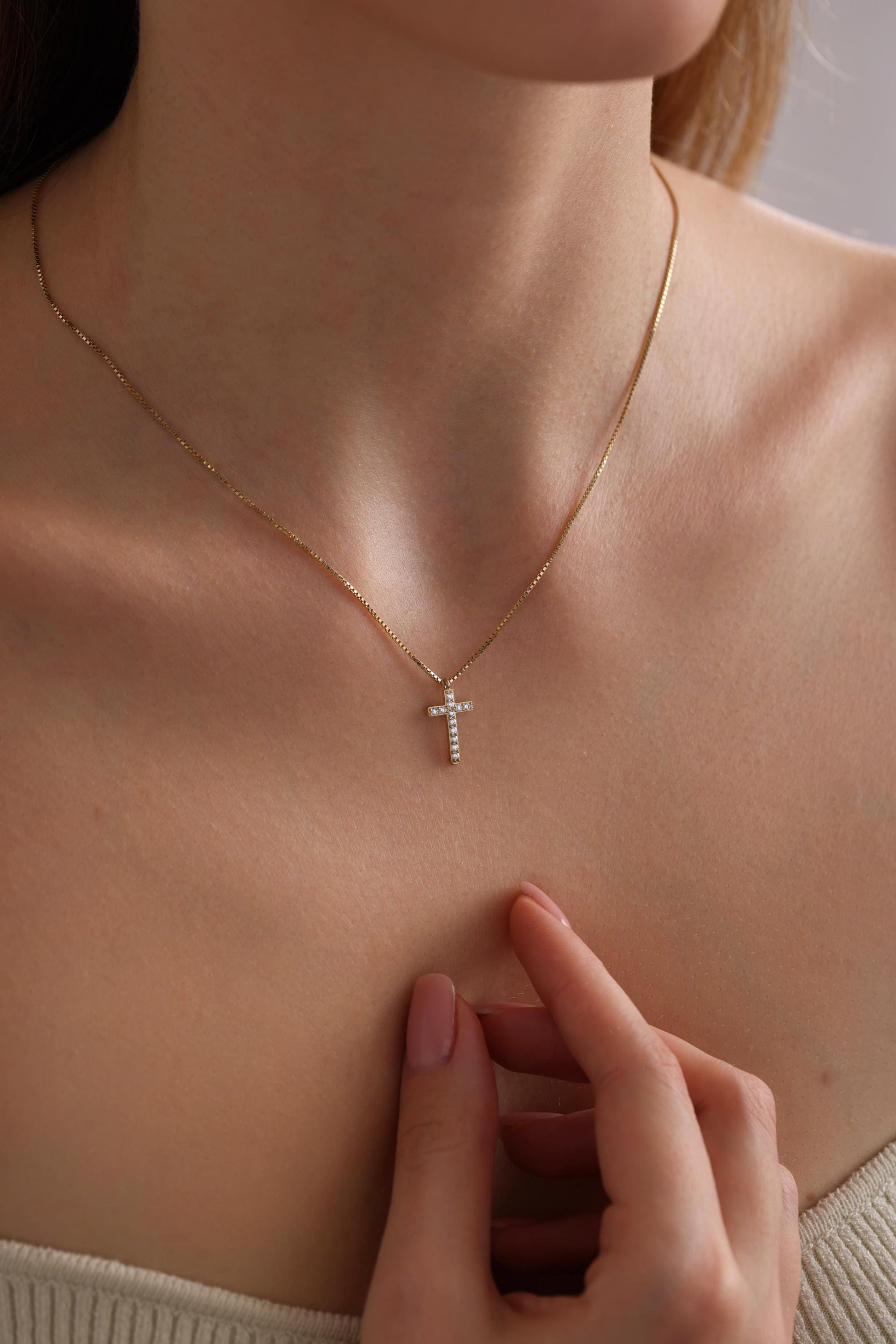 14K Gold Cross Necklace, First Communion Gift for Girls, Dainty Christian Cross Necklace, Baptism Gift, Religious Jewelry, Christmas Gift