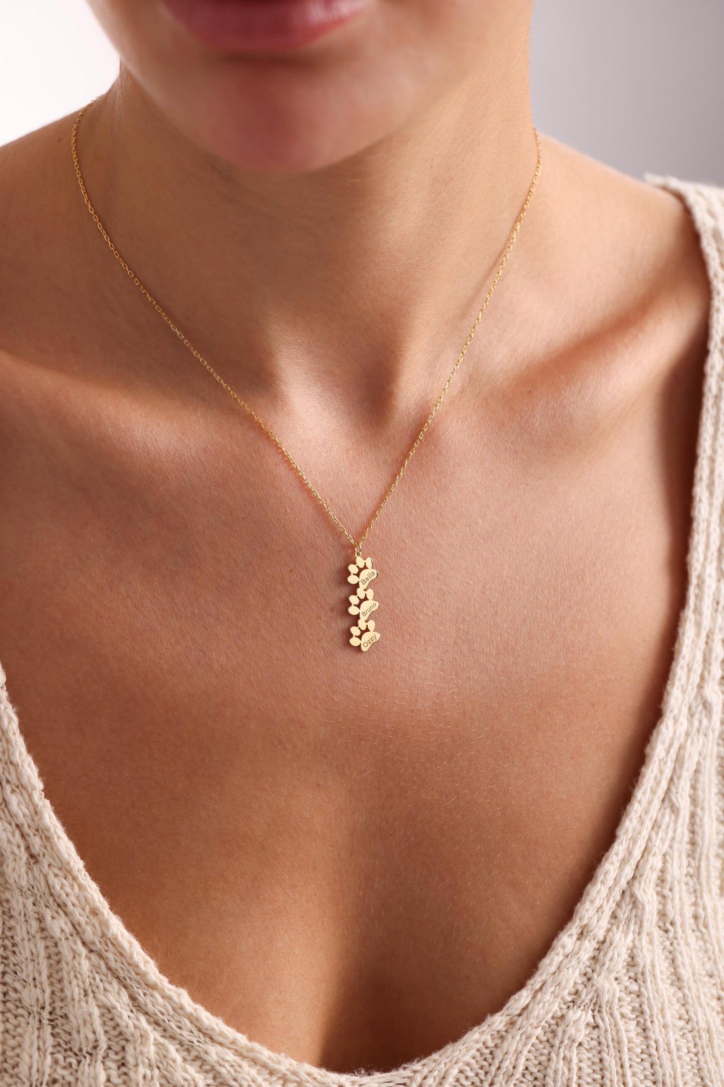 Engraved Paw Print Necklace, Personalized Tiny Dog Paw Necklace, 14K Gold Paw Necklace, Pet Jewelry