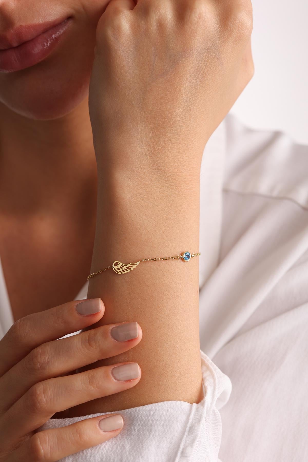 Angel wing Bracelet, Custom Birthstone Gift for Her, Guardian Angel, Dainty Sentimental Memorial Jewelry, Loss of Loved One
