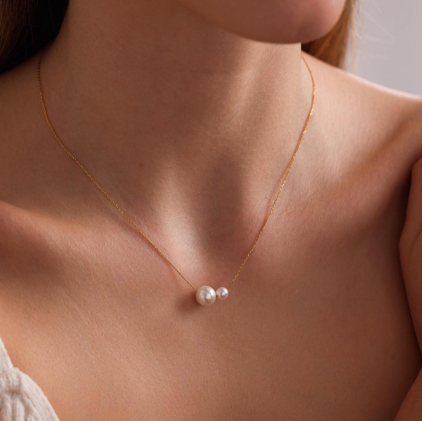 Dainty Two Pearls Necklace, Minimalist Freshwater Pearl Necklace, Wedding Necklace, Mothers Necklace,Bridesmaid Gift for Her,Wedding Jewelry