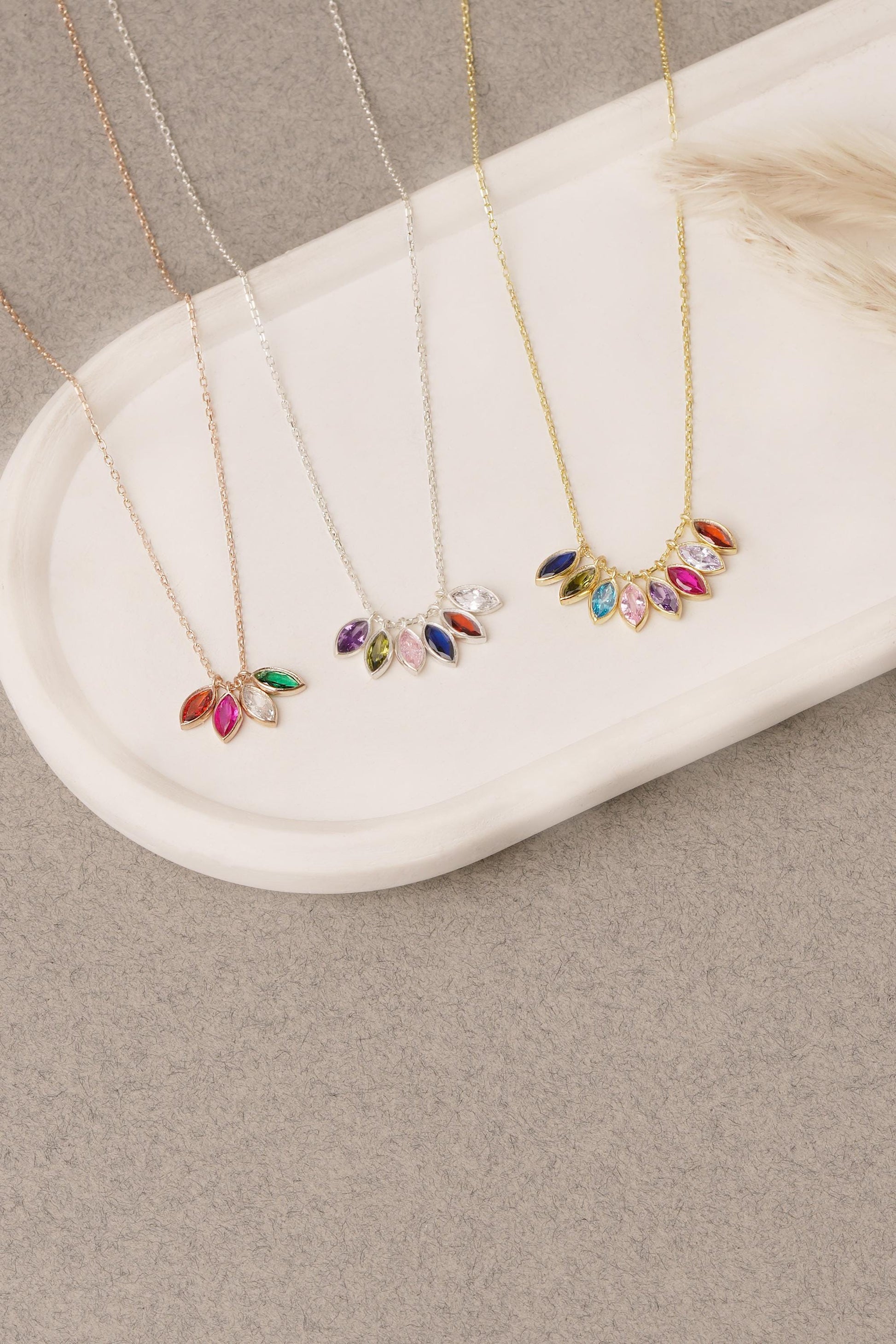 Multiple Birthstone Necklace , Mothers Day Gift for Mom - Childrens Birth Stones Necklace - Custom Family Jewelry - Personalized Gift